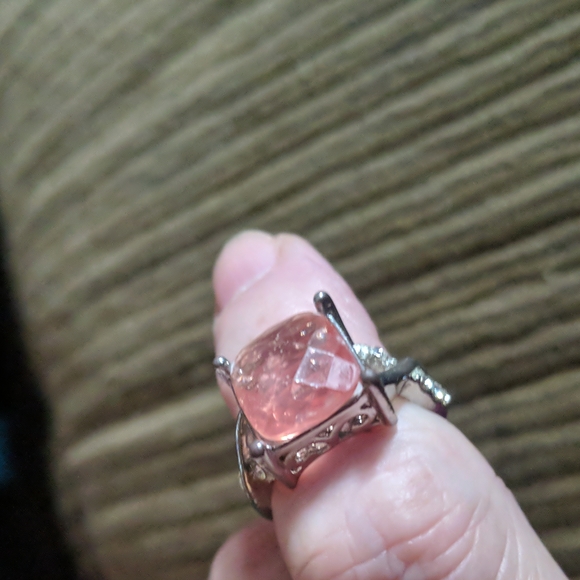 Pink stone silver ring size 6 - Picture 8 of 8